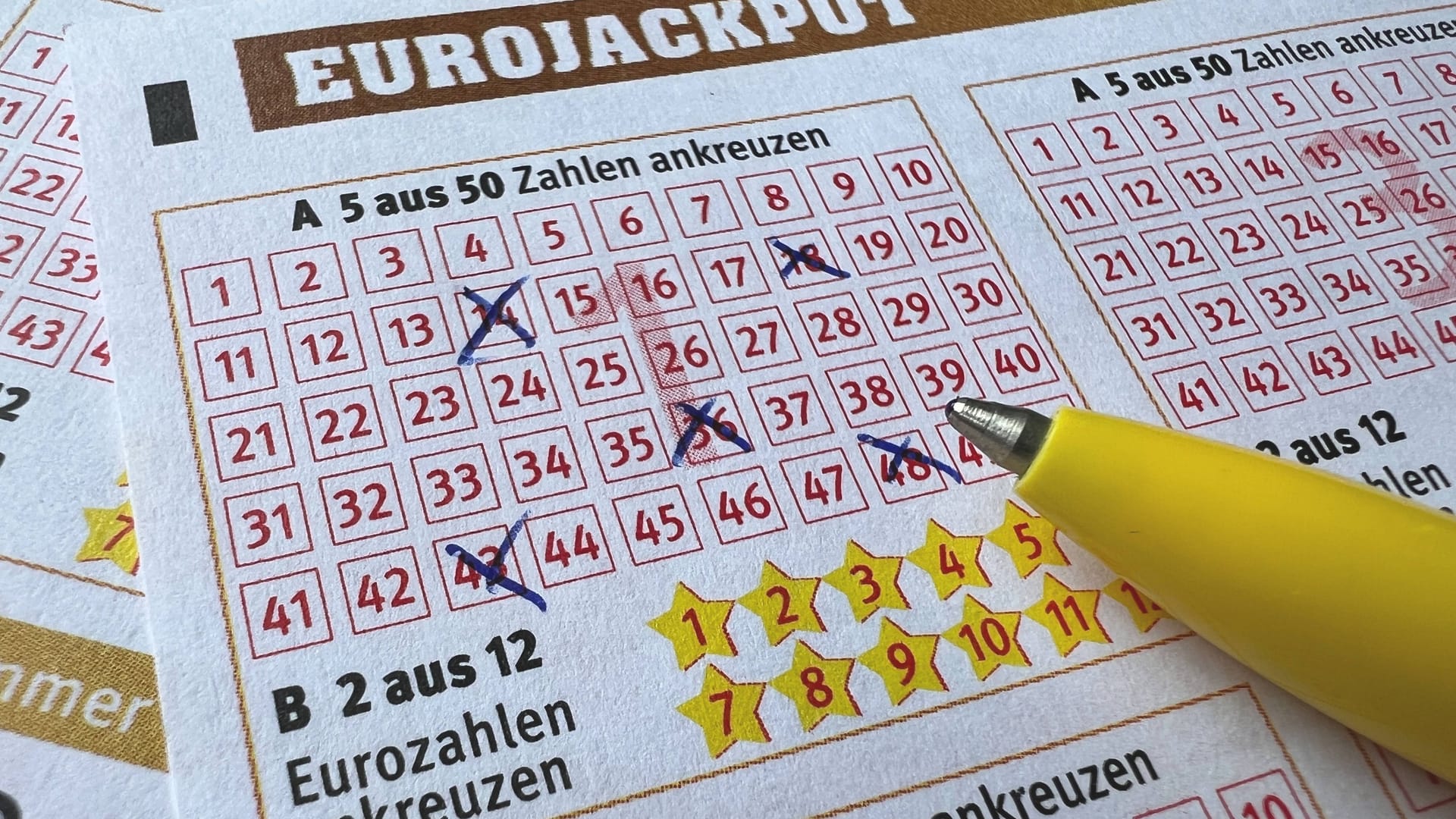 Tippschein des Eurojackpots: In NRW erstaunt ein Spieler mit einer gewagten Strategie.