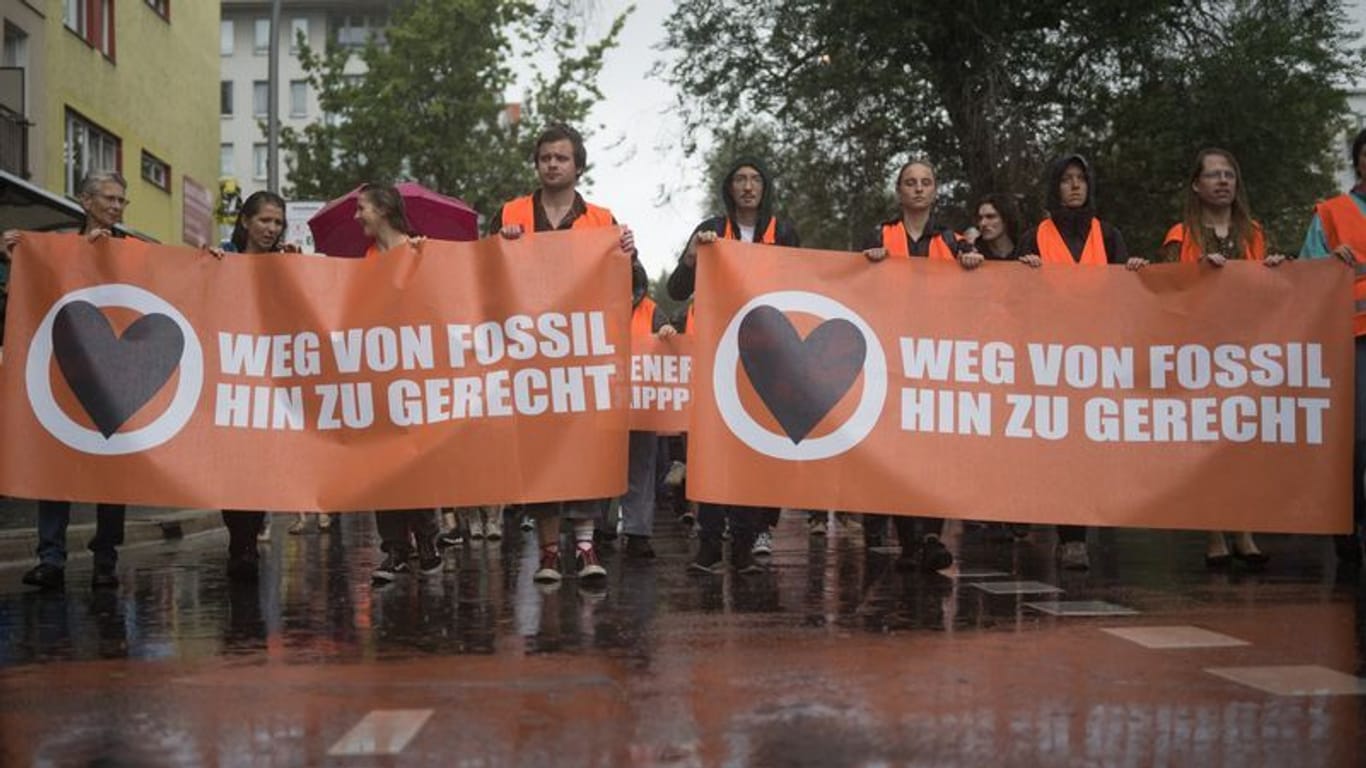 Demonstranten der Klimaschutzgruppe "Letzte Generation"