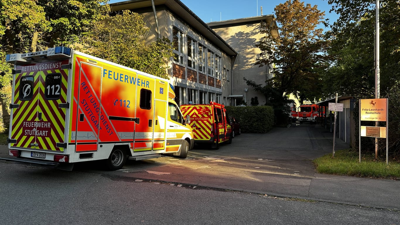Brand in Realschule in Stuttgart: Die Feuerwehr konnte eine Ausbreitung des Feuers verhindern.