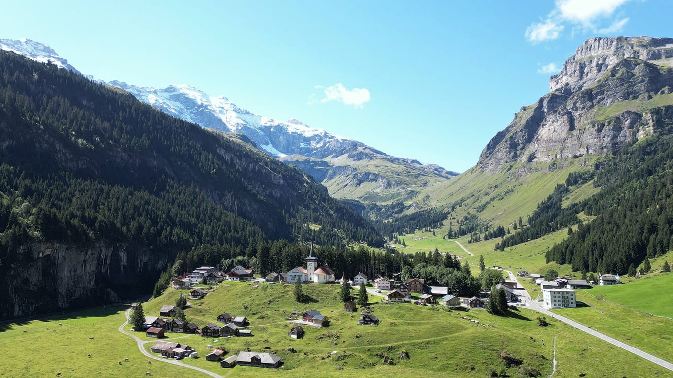 Schweiz: Immer mehr Deutsche wandern ins Nachbarland aus.