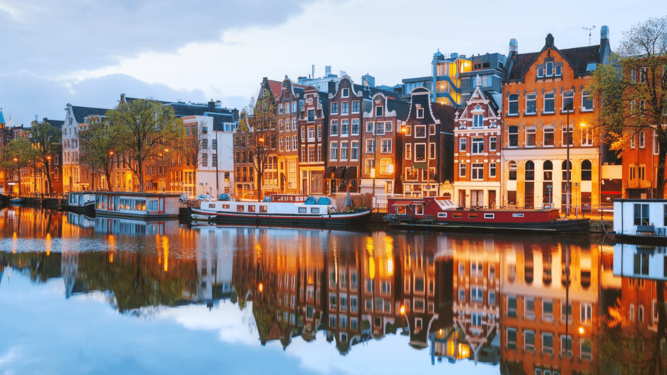 Schöne Hotels für einen luxuriösen Städtetrip nach Amsterdam, London oder Paris.