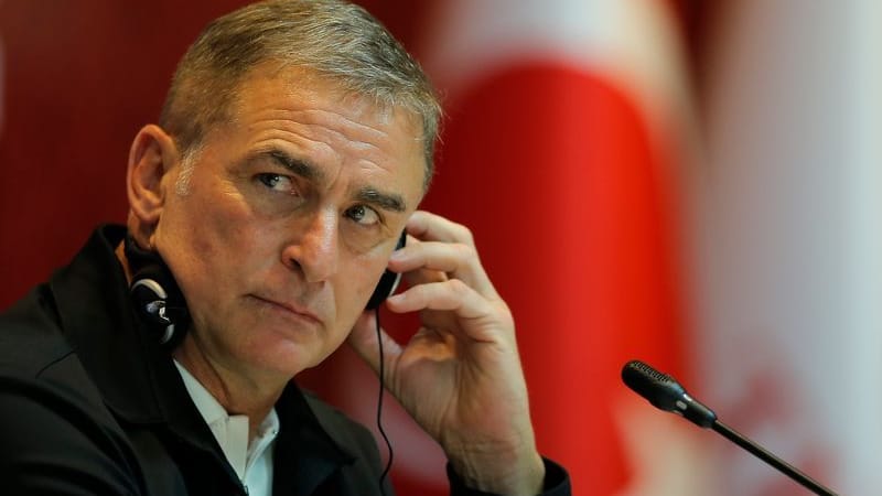 Stefan Kuntz: Er wird die Türkei nicht weiter betreuen.