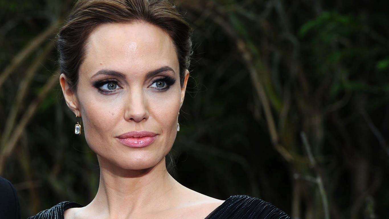 Angelina Jolie: Die Schauspielerin hat ein seltenes Interview gegeben.