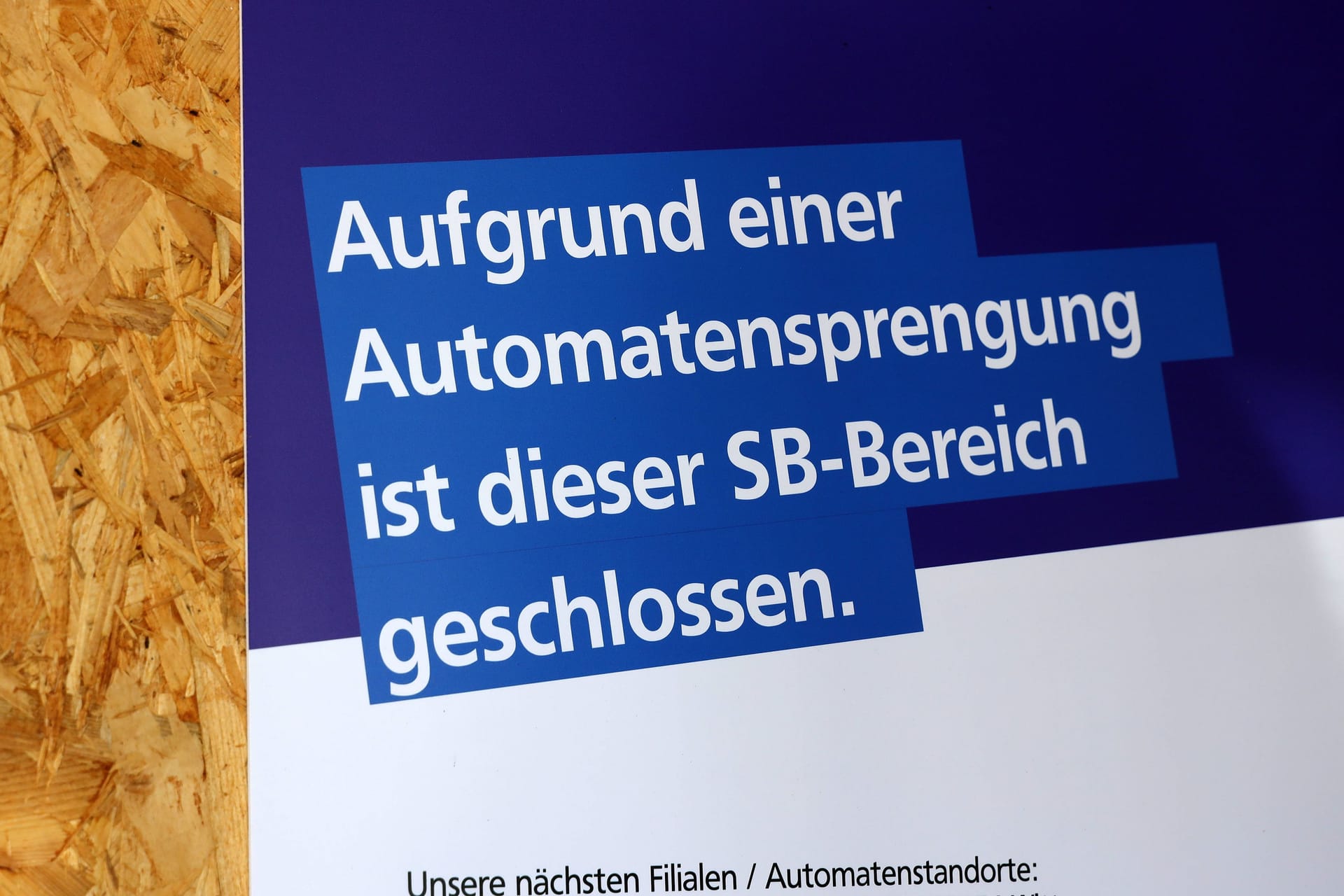 Bei Sprengungen von Geldautomaten entsteht oft sehr hoher Schaden an den Gebäuden und die Filialen müssen dann geschlossen bleiben – jetzt ging der Polizei eine Bande ins Netz.