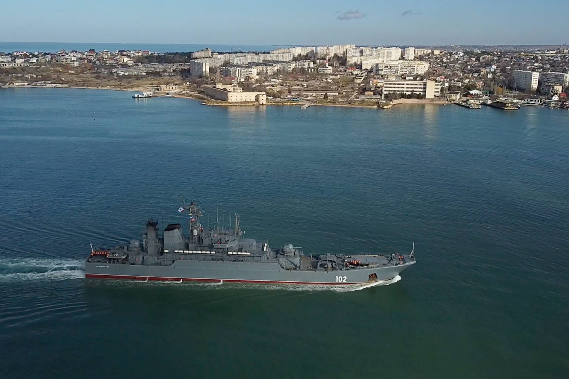 Angriffsziel der Ukraine im Schwarzen Meer: der russische Flottenstützpunkt in Sewastopol auf der Krim (Archivbild).