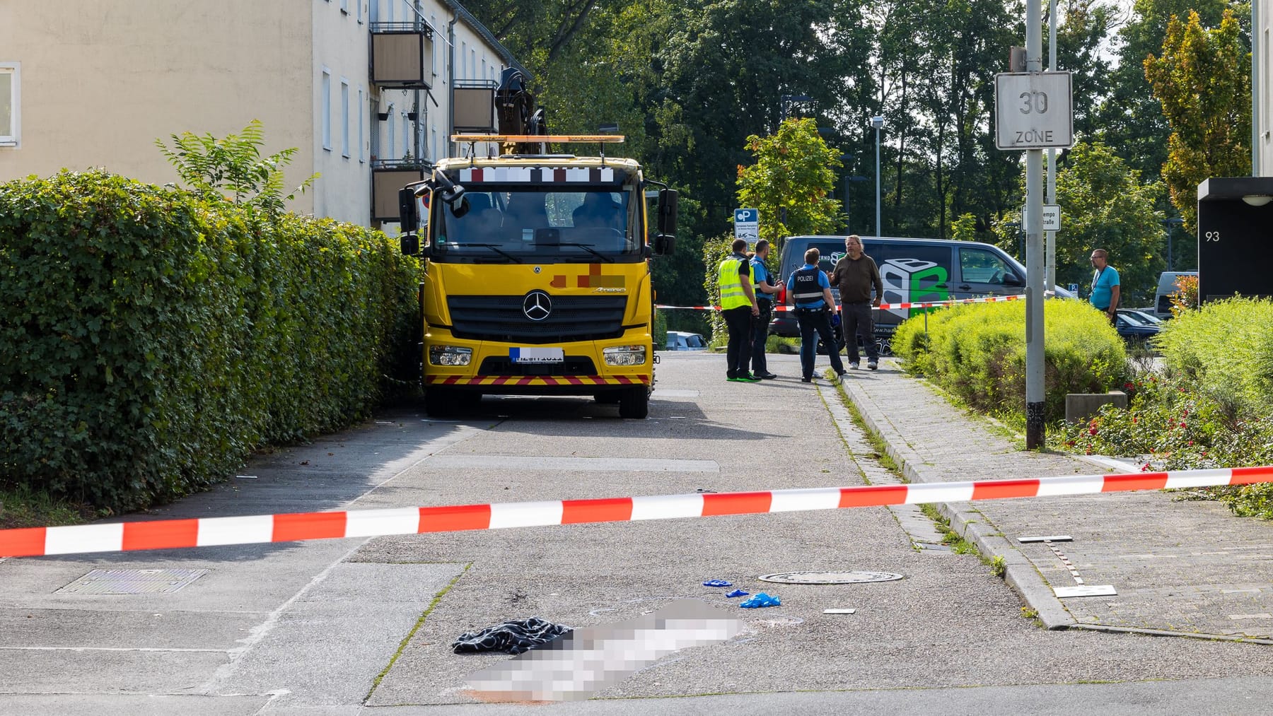 Mainz: Tödlicher Unfall – Abschleppwagen überfährt Fußgängerin