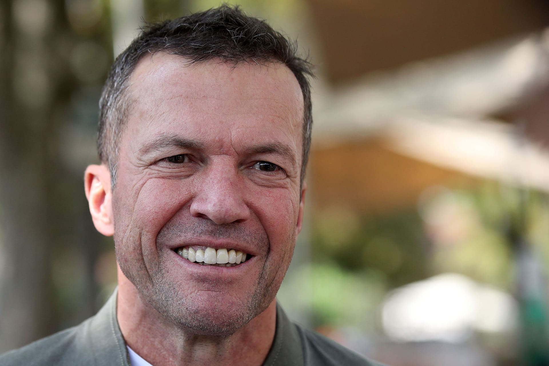 Kommt gar nicht mehr heraus aus dem Grinsen: Lothar Matthäus