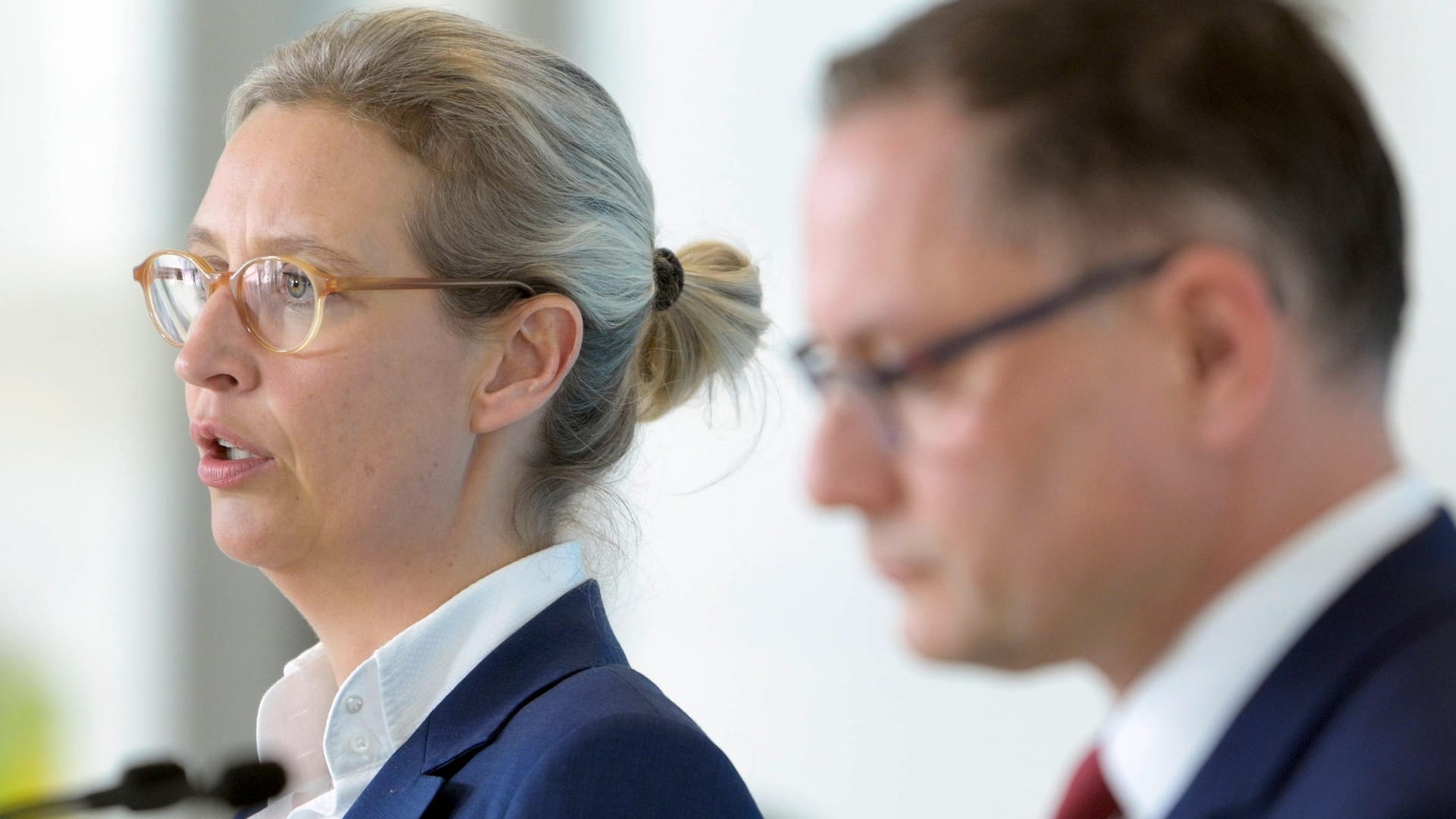 Die AfD-Vorsitzenden Tino Chrupalla und Alice Weidel (Archivbild): Politikwissenschaftler Hajo Funke sieht in der AfD eine große Gefahr für die Demokratie.