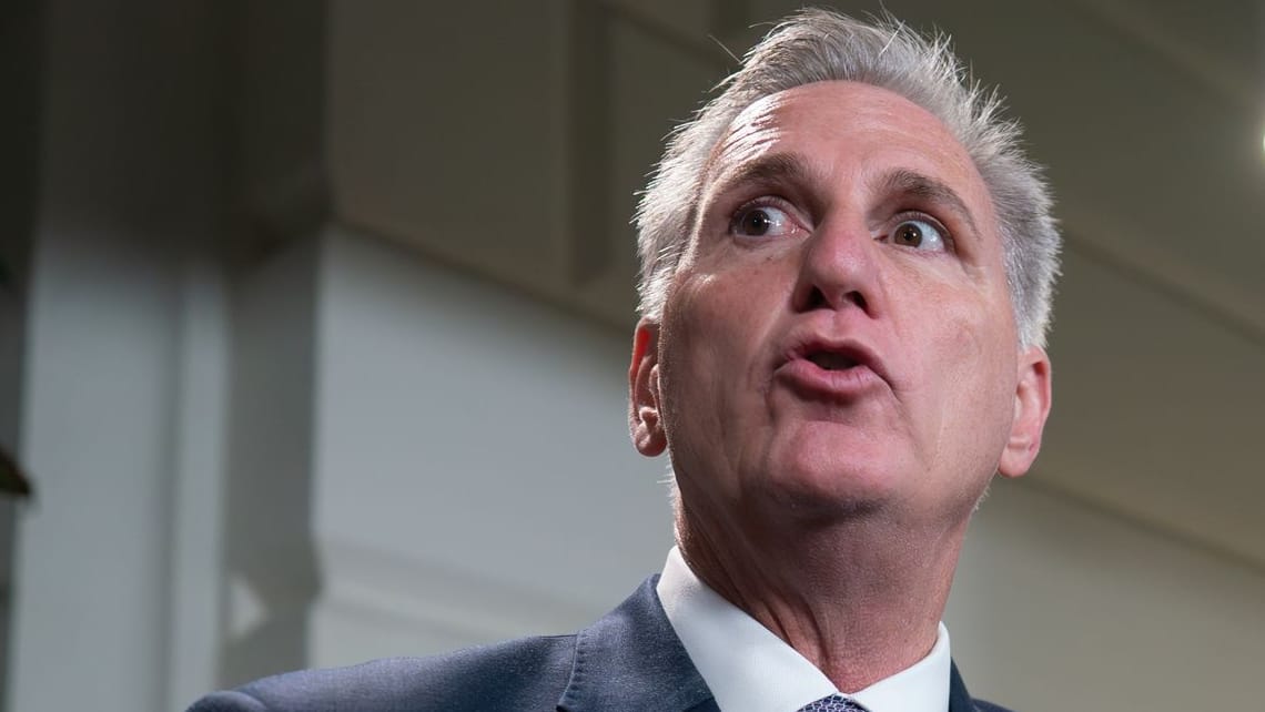 Kevin McCarthy: Der Republikaner hatte überraschend die Übergangsfinanzierung vorgelegt.