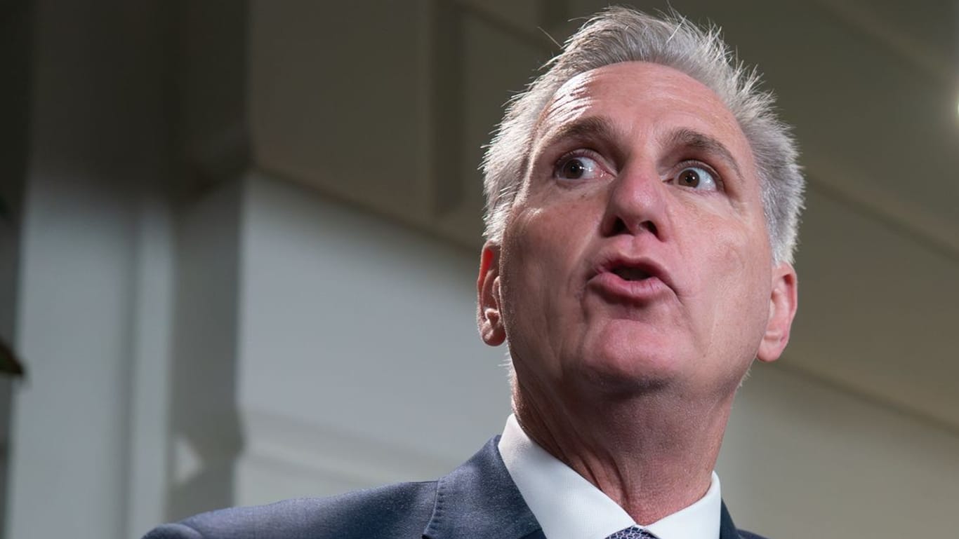 Kevin McCarthy: Der Republikaner hatte überraschend die Übergangsfinanzierung vorgelegt.