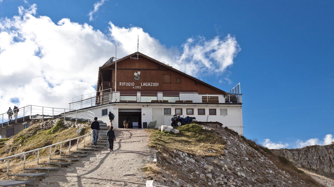 Berghütte Rifugio Lagazuoi: Die Hütte wird seit Jahrzehnten von der Erbauer-Familie betrieben.