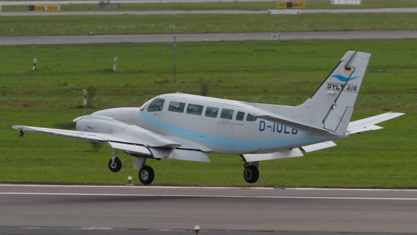Ein Jet von Sylt Air: Nicht nur Linienflüge auf die Nordseeinsel sind beliebt. Ein Jet von Sylt Air: Nicht nur Linienflüge auf die Nordseeinsel sind beliebt.