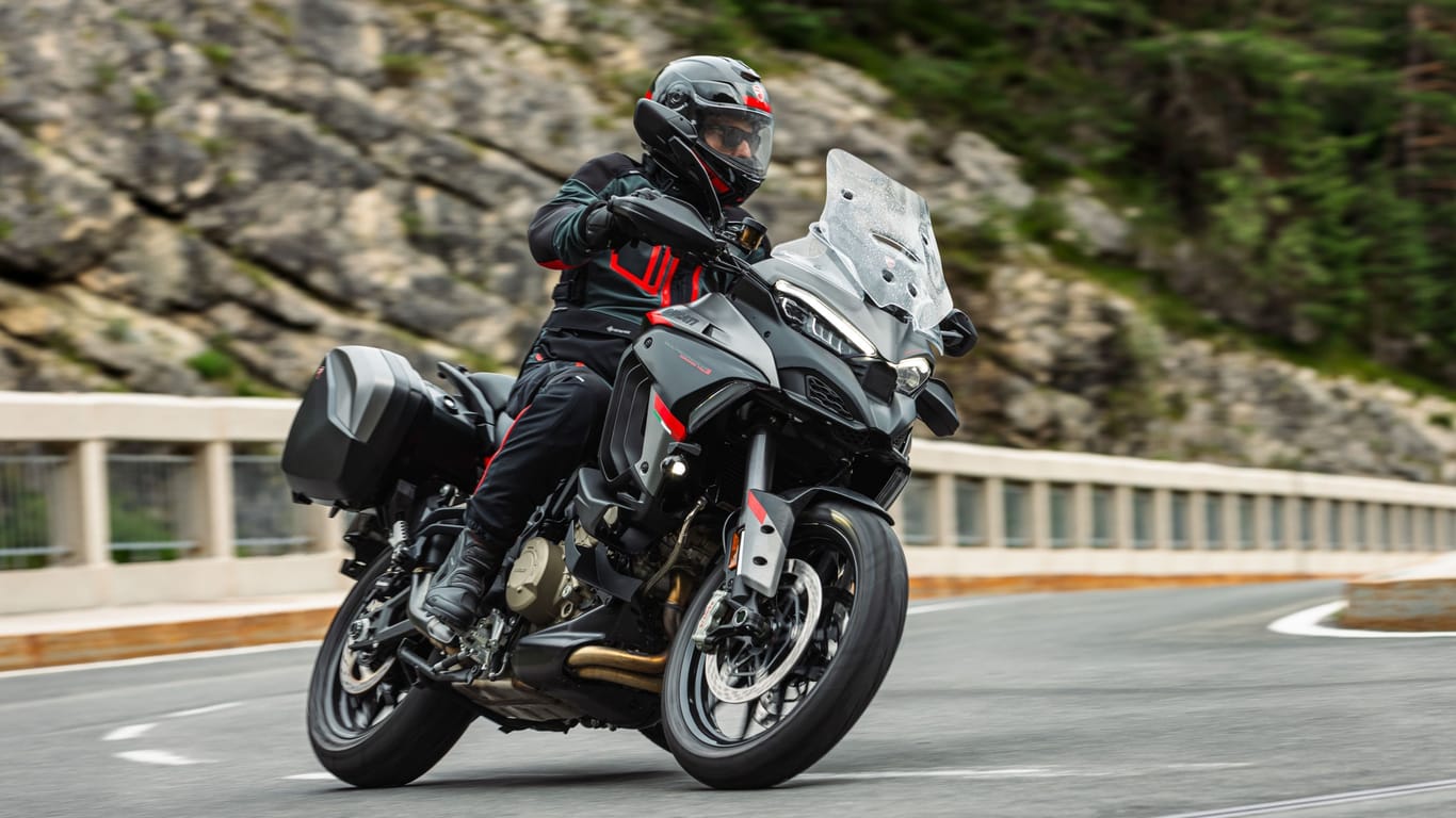 Zum Jubiläum: Ducati bietet seine Multistrada V4 S in der besonders reisetauglichen Version "Grand Tour" an.