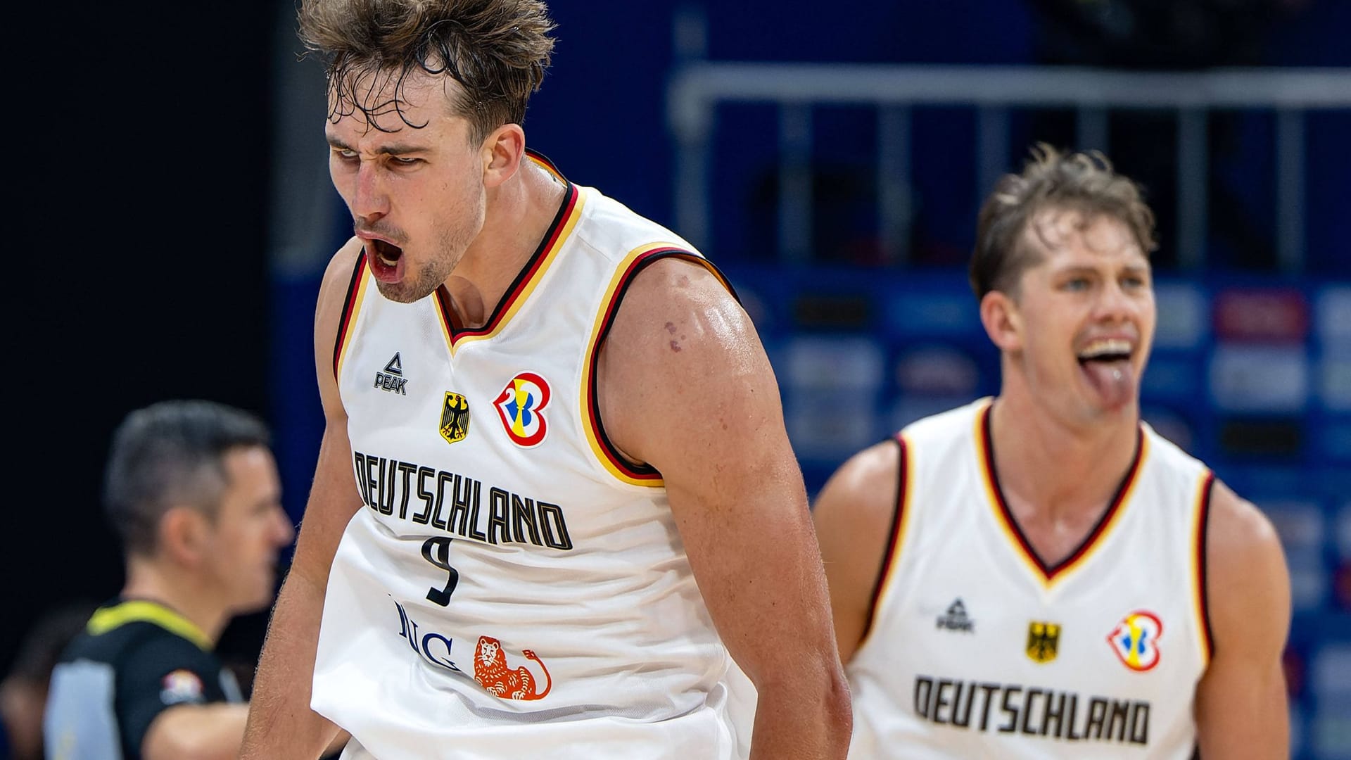 Franz Wagner (l.) und sein Bruder Moritz: Die beiden deutschen Basketballer stehen mit ihrem Team im Halbfinale.