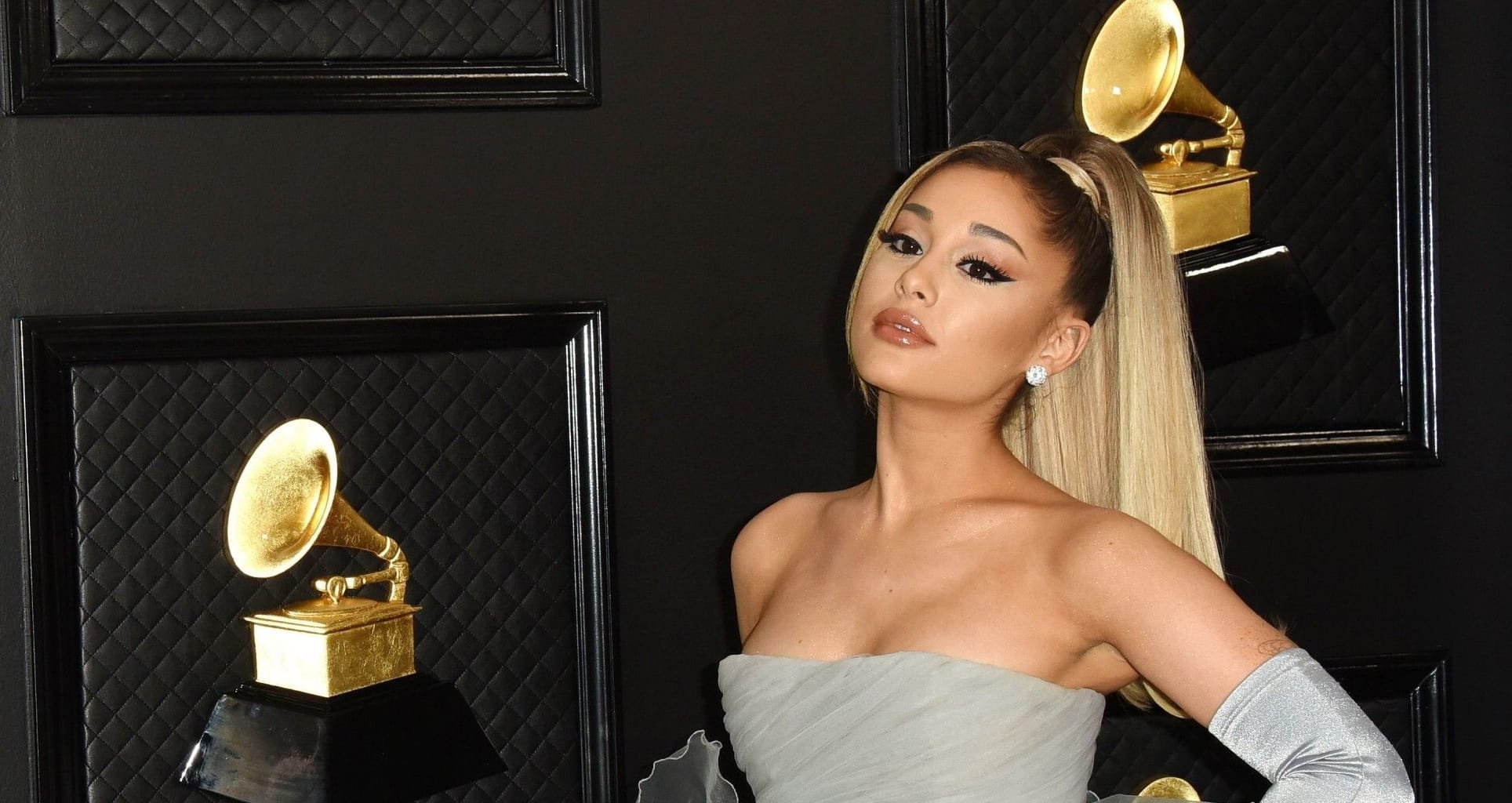 Ariana Grande spricht offen über Beauty-Eingriffe: 