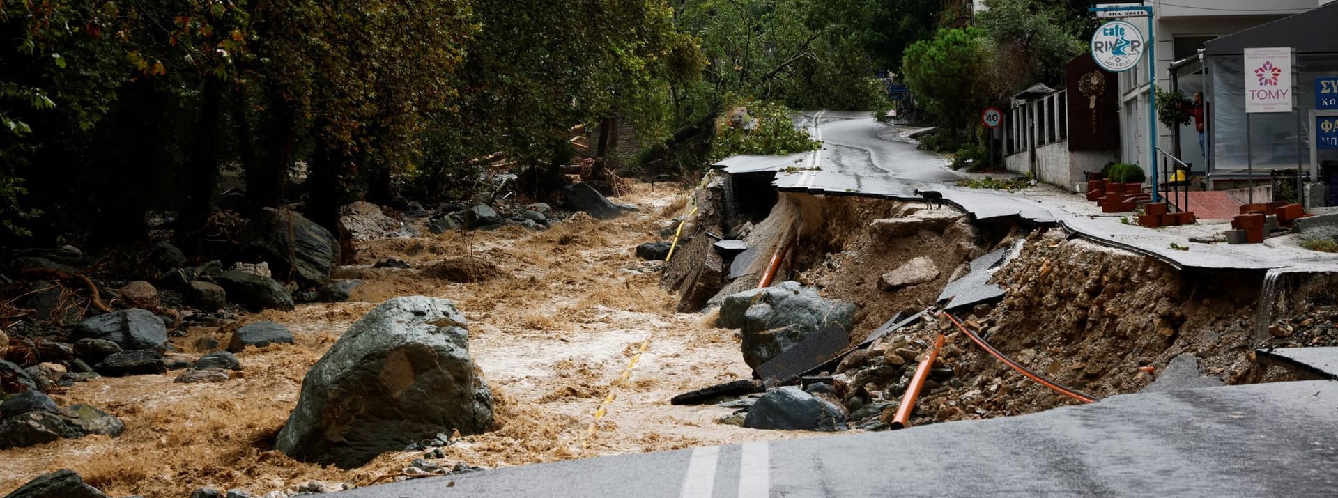 Volos in Griechenland: Ein Altenheim in der Stadt musste aufgrund der Wassermassen evakuiert werden.