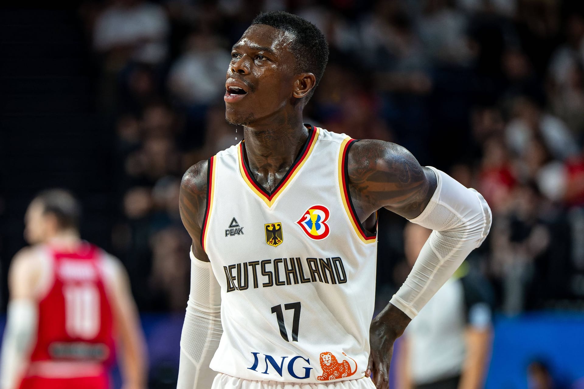 Dennis Schröder: Der Kapitän der Deutschen ist angeschlagen.