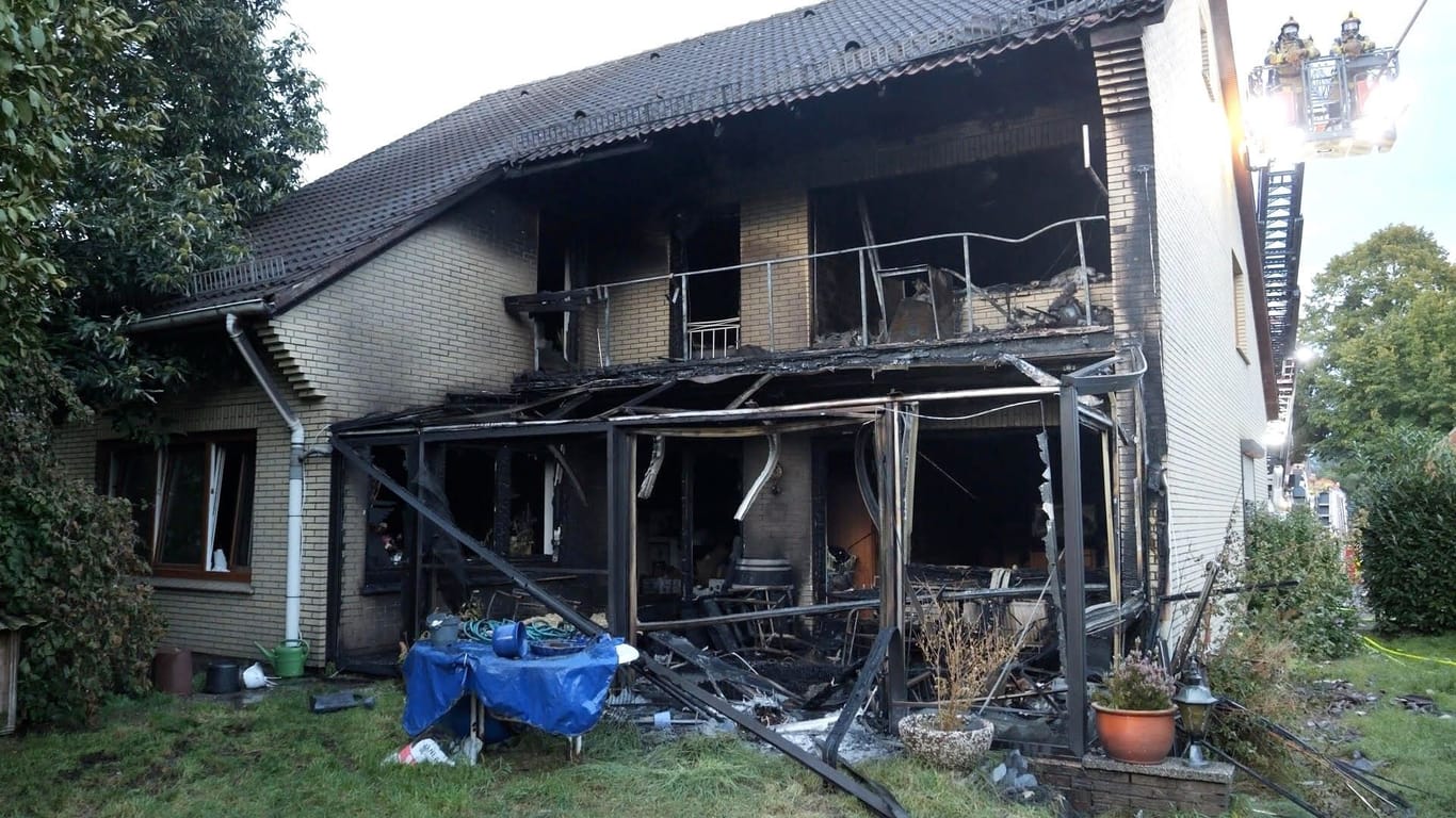 Das ausgebrannte Haus: Am Mittwoch war hier ein Feuer ausgebrochen.