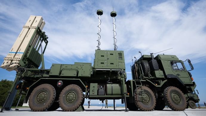 Ukraine: So funktioniert das deutsche Luftverteidigungssystem Iris-T