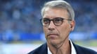 Peter Knäbel: Der Sportvorstand des FC Schalke 04 war am Freitag nicht gut auf die Niederlage seines Teams zu sprechen.