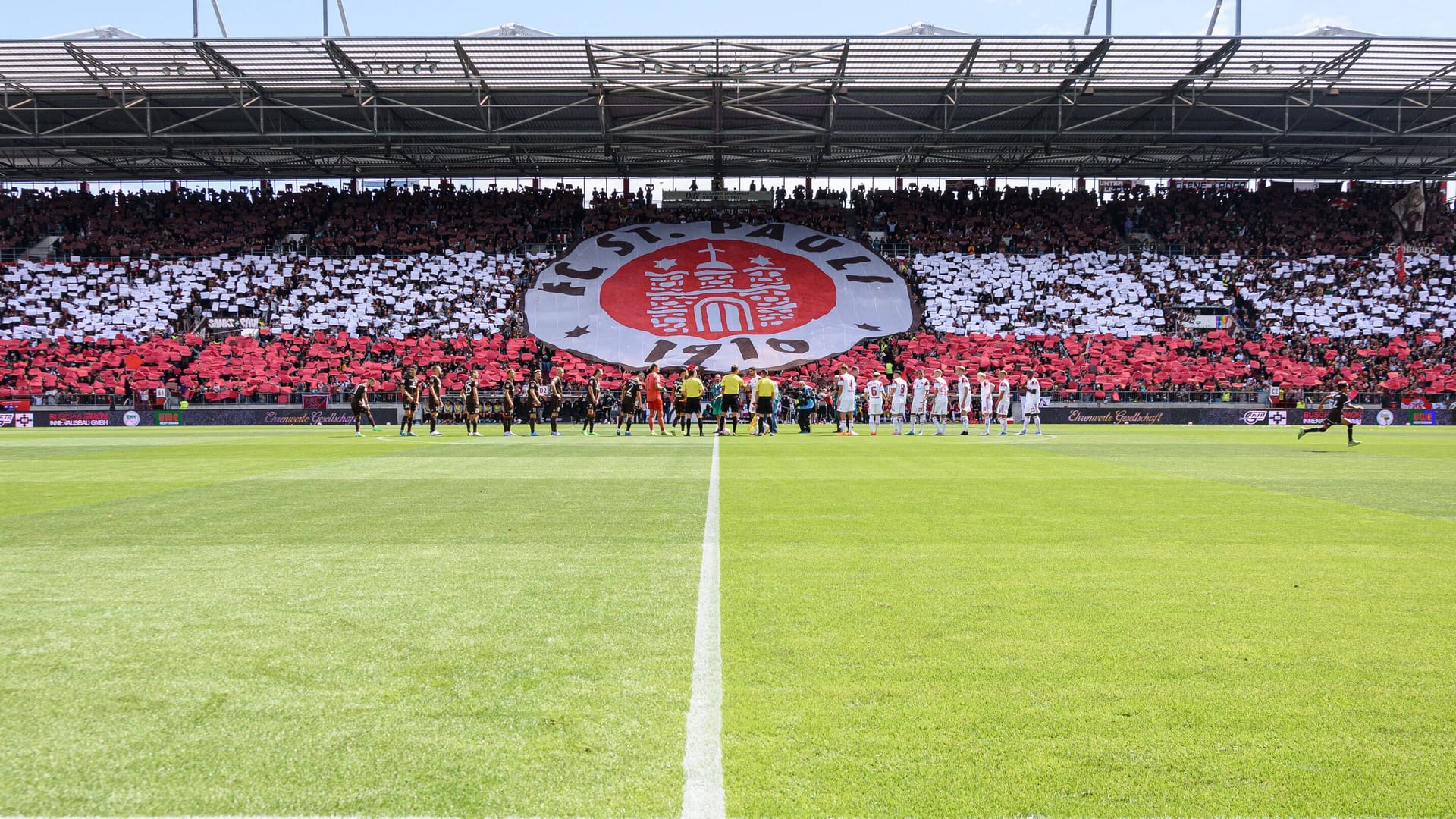 Das Stadion am Millerntor des FC St. Pauli: Der Klub aus Hamburg will keine Berater mehr in seinem Nachwuchsleistungszentrum.