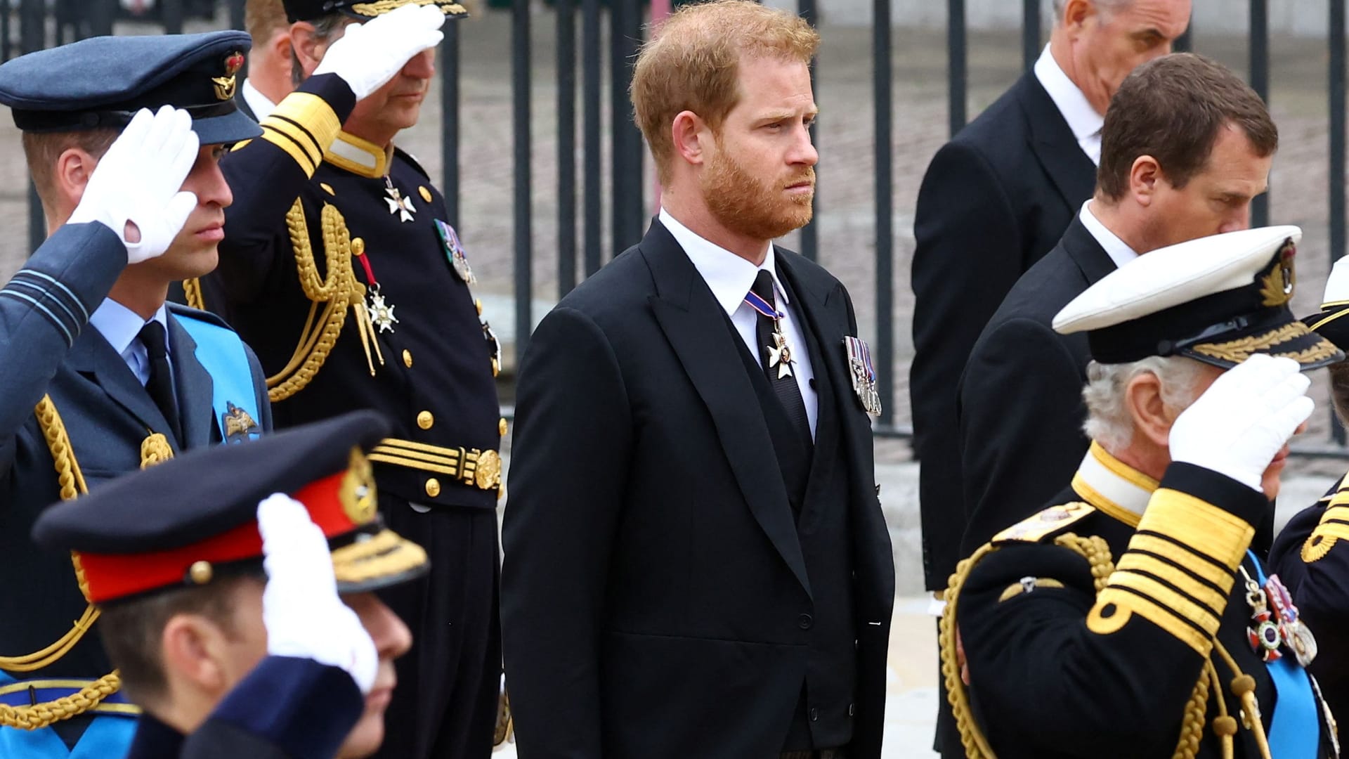 Prinz Harry: Wird es je zu einer Versöhnung mit seiner Familie kommen? Prinz Harry: Wird es je zu einer Versöhnung mit seiner Familie kommen?