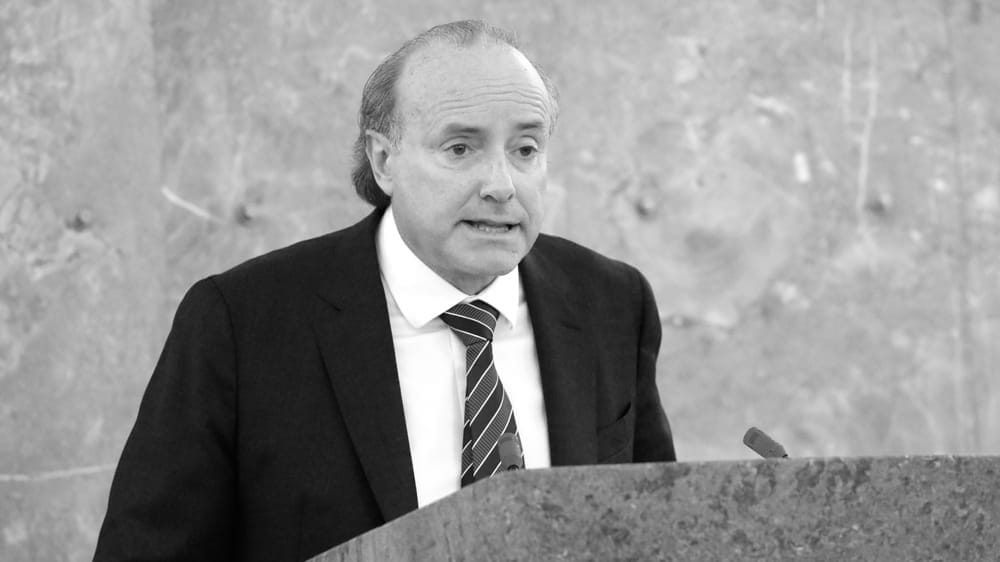 Harry Schnabel, Präsidiumsmitglied des Zentralrats der Juden in Deutschland und Vorstand der Jüdischen Gemeinde, starb unerwartet im Alter von 67 Jahren. Die Stadt Frankfurt spricht ihre Trauer aus. Harry Schnabel, Präsidiumsmitglied des Zentralrats der Juden in Deutschland und Vorstand der Jüdischen Gemeinde, starb unerwartet im Alter von 67 Jahren. Die Stadt Frankfurt spricht ihre Trauer aus.