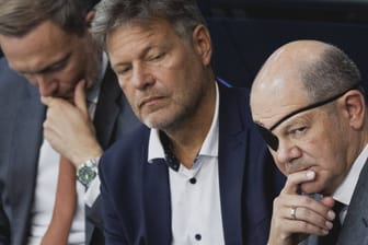 Christian Lindner, Robert Habeck und Olaf Scholz: Der Kanzler hält weiteren Streit in der Ampelkoalition für kontraproduktiv.