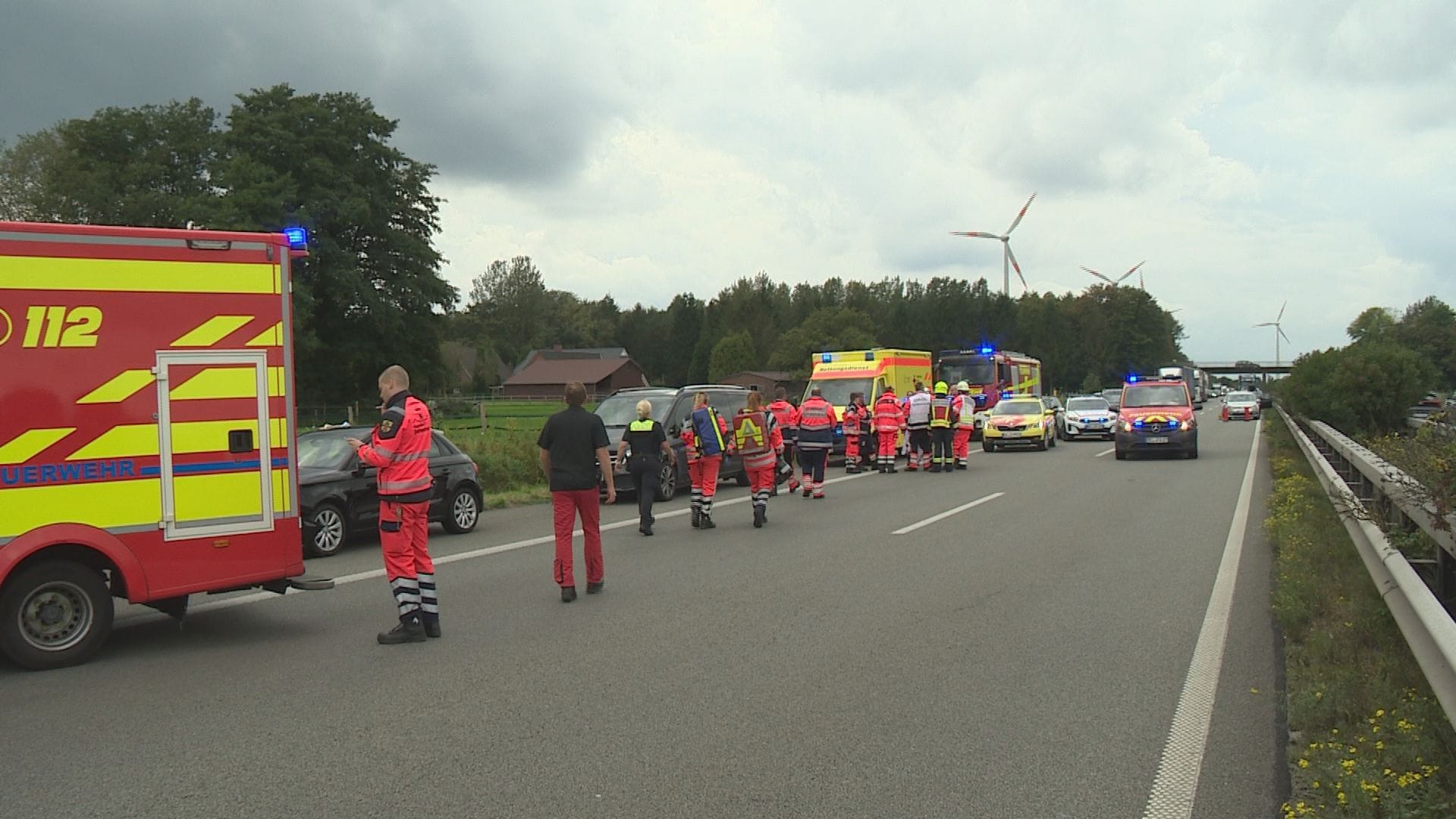Die Einsatzkräfte waren mit einem Großaufgebot vor Ort.