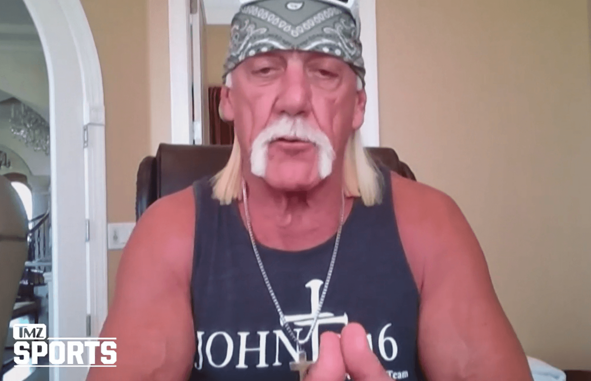Hulk Hogan hat sich verändert: Hier im Gespräch mit "TMZ"