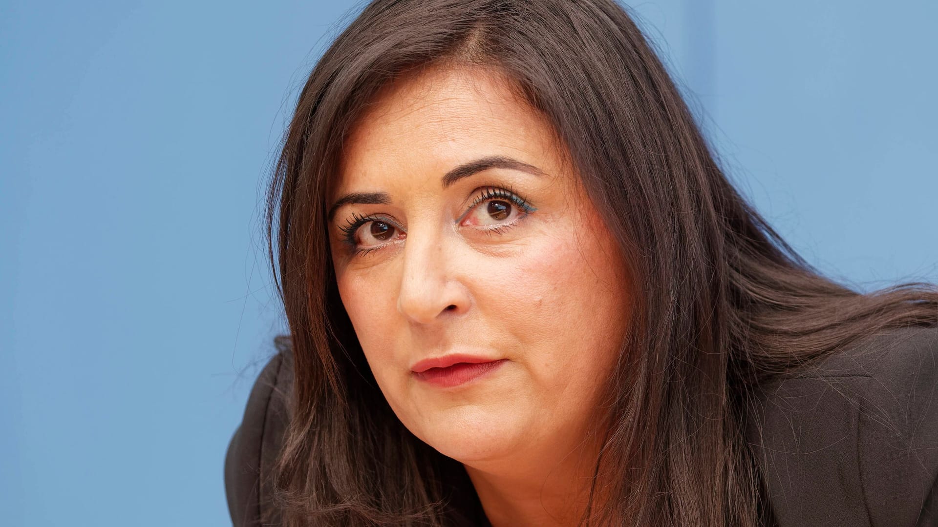 Menschenrechtsaktivistin Düzen Tekkal (Archivbild): Sie ist bei einer Veranstaltung im Landtag zu Gast. Menschenrechtsaktivistin Düzen Tekkal (Archivbild): Sie ist bei einer Veranstaltung im Landtag zu Gast.
