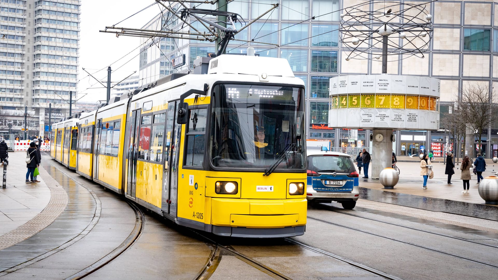 Straßenbahn der Linie M4 in Berlin (Archivbild): Zu dem Unfall kam es am Dienstag in Weißensee. Straßenbahn der Linie M4 in Berlin (Archivbild): Zu dem Unfall kam es am Dienstag in Weißensee.