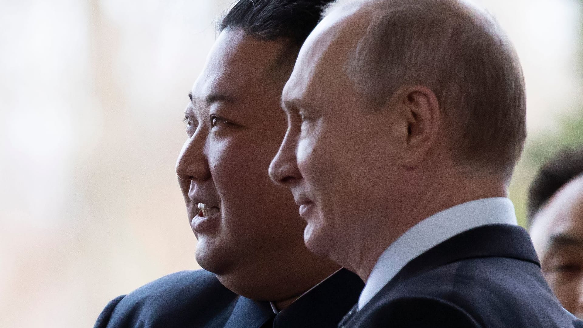 Nordkoreas Diktator Kim Jong Un und Kremlchef Wladimir Putin posieren bei ihrem Treffen in Wladiwostok im April 2019 für ein Foto. (Archivbild)