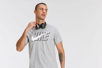 Nike im Sale: Das sind die besten Mode-Deals für Damen und Herren bei Otto.