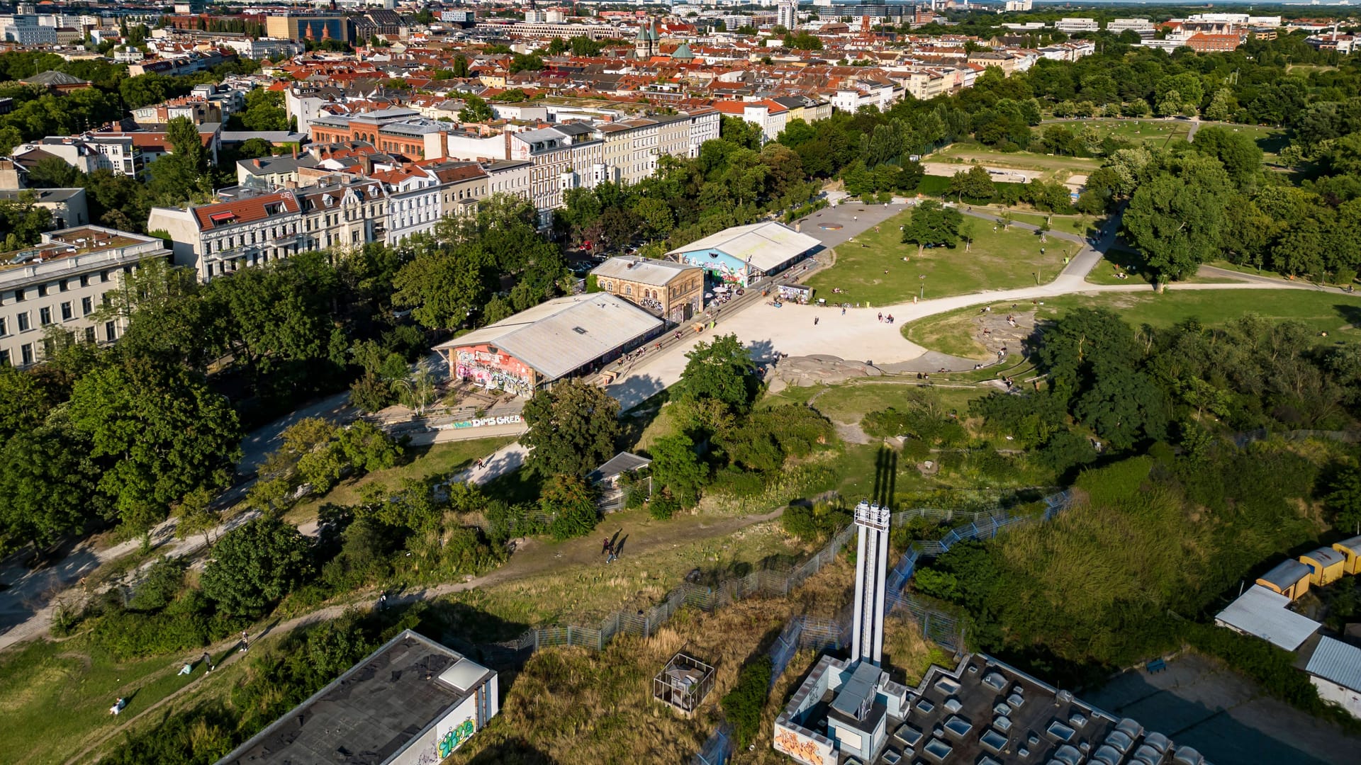 Der Görlitzer Park in Berlin Der Görlitzer Park in Berlin