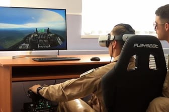 Virtual Reality: So trainiert die ukrainische Luftwaffe für die US-Jets.