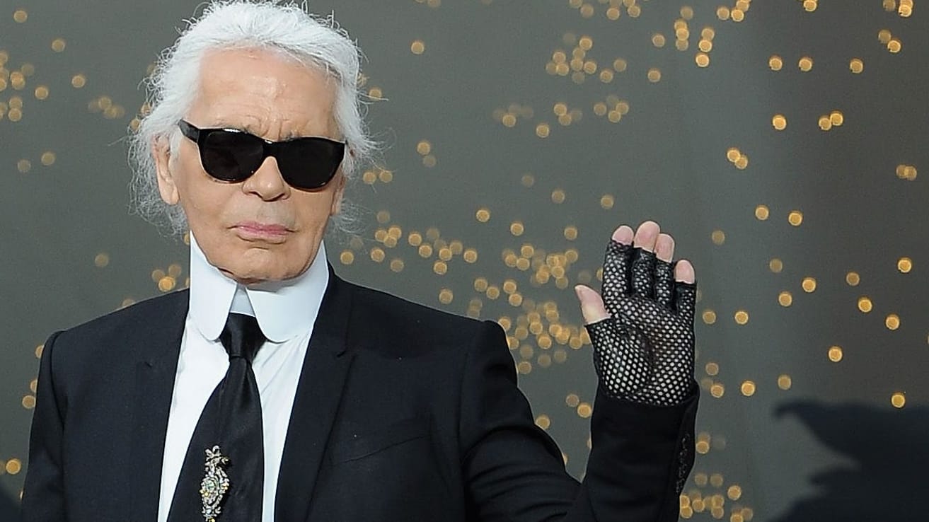 Karl Lagerfeld: Heute hätte der Designer seinen 90. Geburtstag gefeiert.