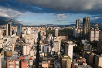 Caracas, Venezuela: Eine der gefährlichsten und hässlichsten Städte der Welt, aber zugleich kulturelles Zentrum.