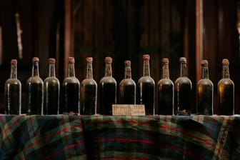 Der knapp 200 Jahre alte Whiskey: Nur wenige durften die Spirituose probieren.