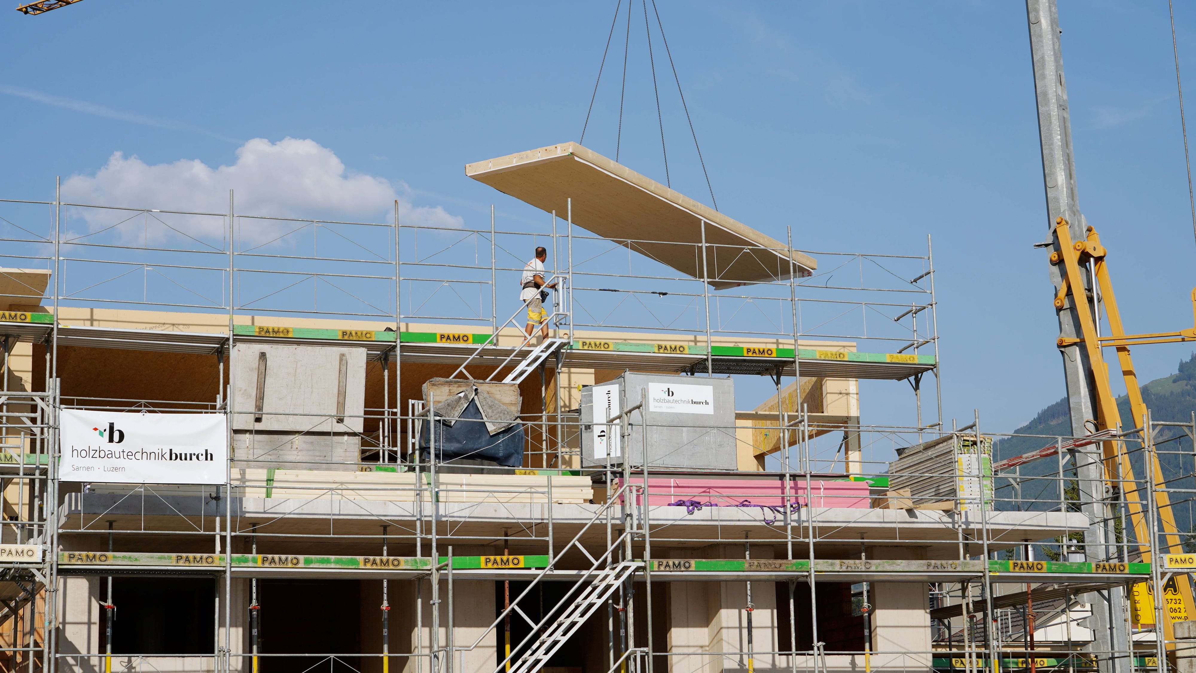 Immobilienkrise: Baugenehmigungen gehen weiter bergab
