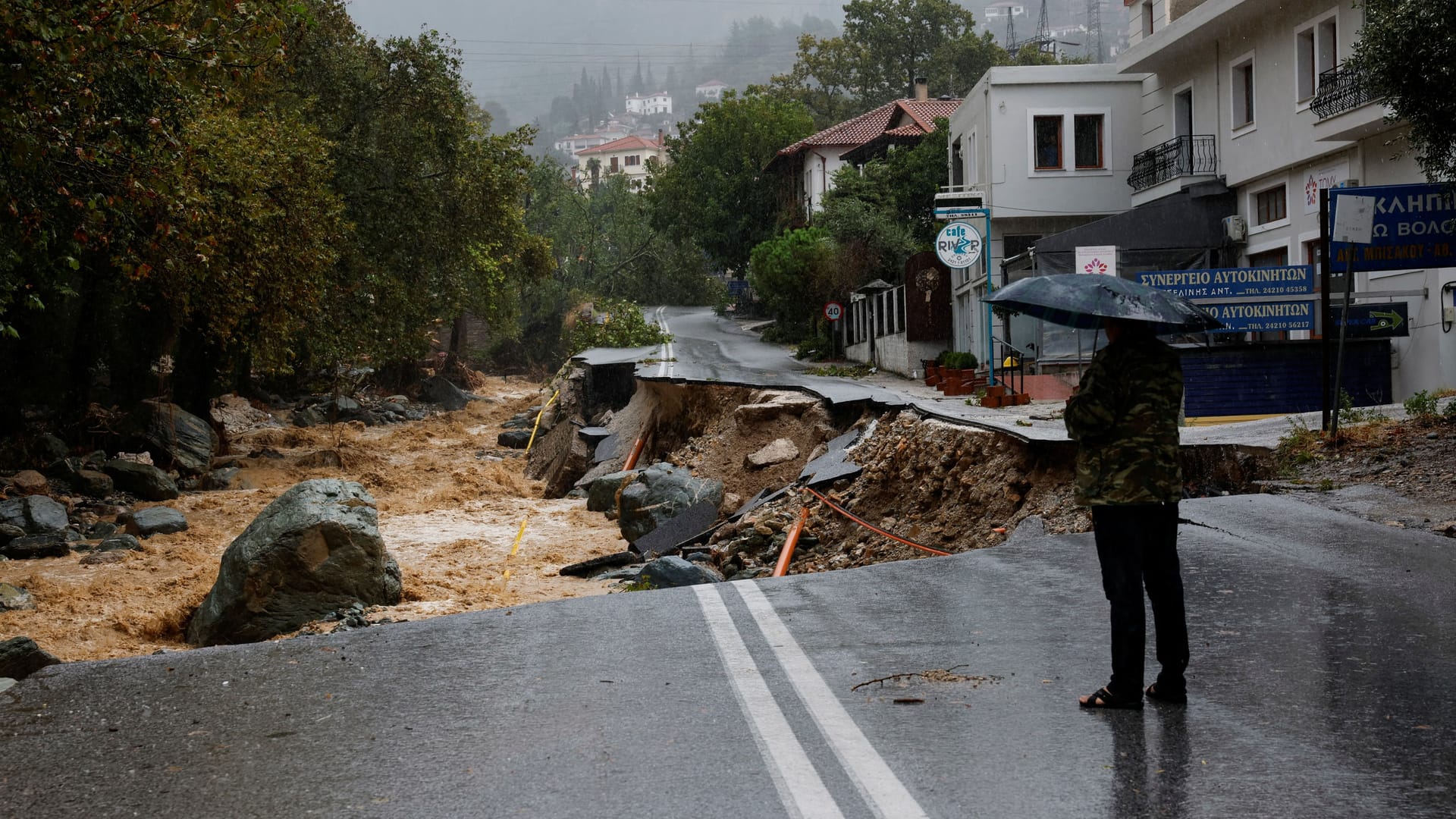 EUROPE-WEATHER/GREECE-STORM