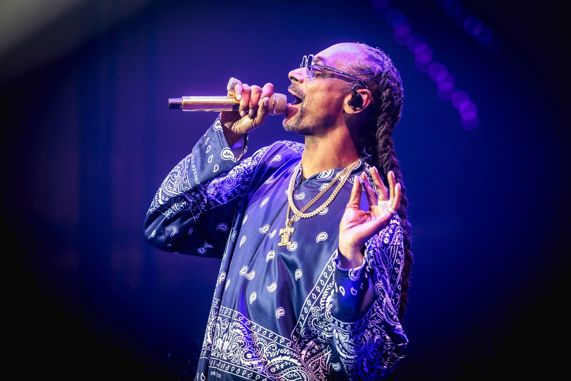 Snoop Dogg während seines Auftritts in Rotterdam: Der Rapper begeisterte die Fans in Köln.