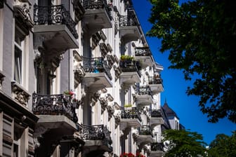 Wohnungen im Hamburg-Eimsbüttel: In diesem und in vielen anderen beliebten Stadtteilen gibt es kaum noch bezahlbaren Wohnraum.