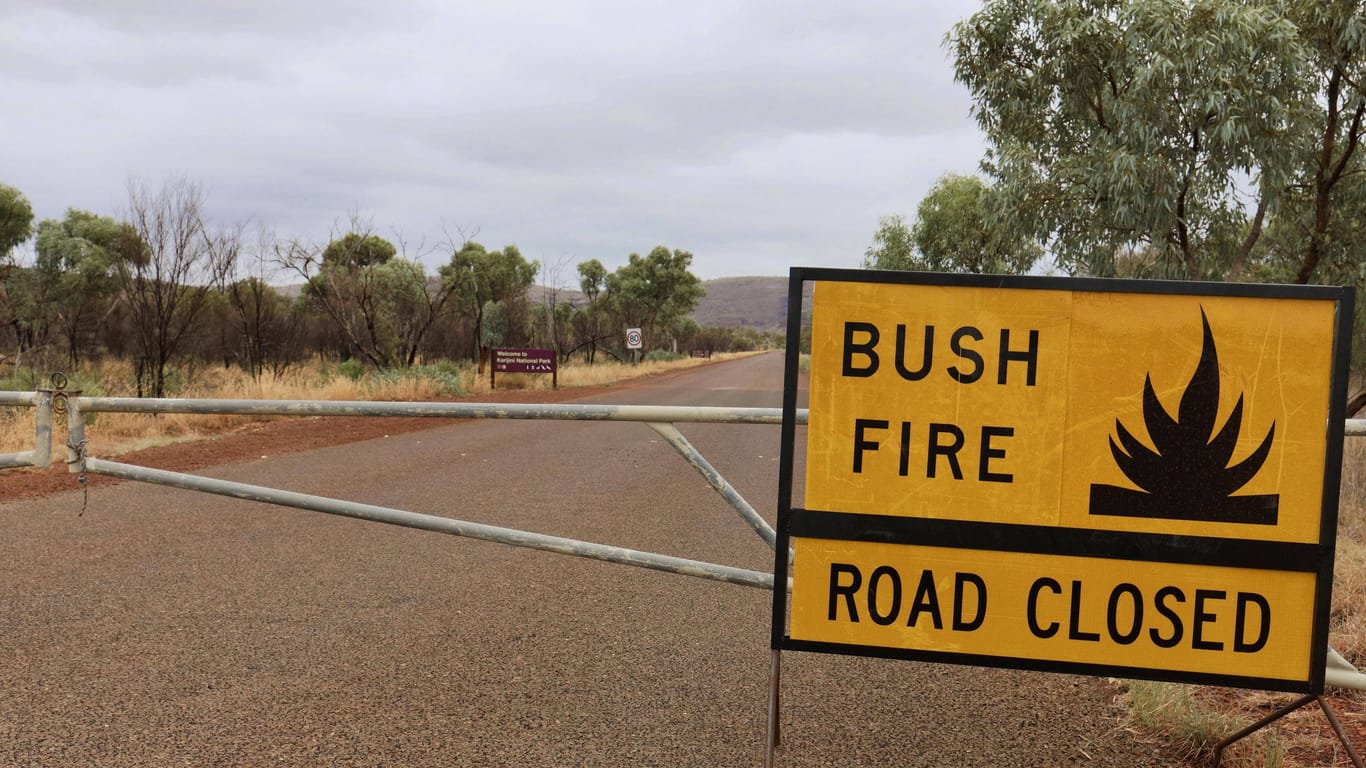 Buschfeuerwarnung (Symbolbild): Experten befürchten, dass es auch dieses Jahr wieder zu heftigen Waldbränden kommen könnte.