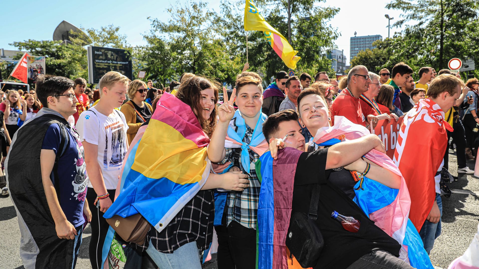 Christopher Street Day in Dortmund: 3.500 Menschen sollen an der Demo teilgenommen haben.