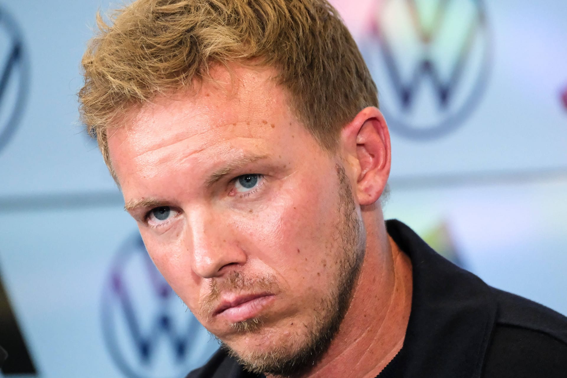 Julian Nagelsmann schaut genau hin: Am Sonntag wird er schon im Stadion sitzen.