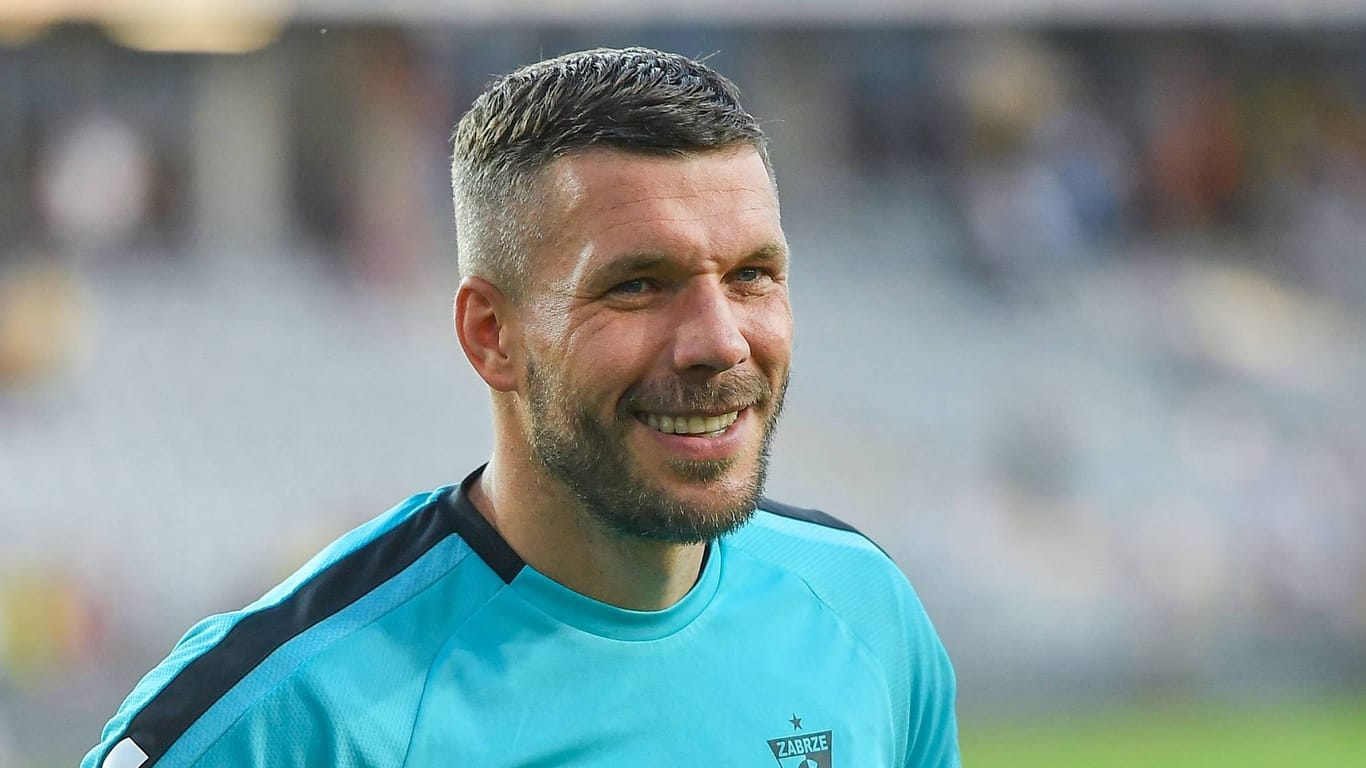 Lukas Podolski auf dem Platz: Daneben arbeitet der Fußballer an seiner Unternehmerkarriere.