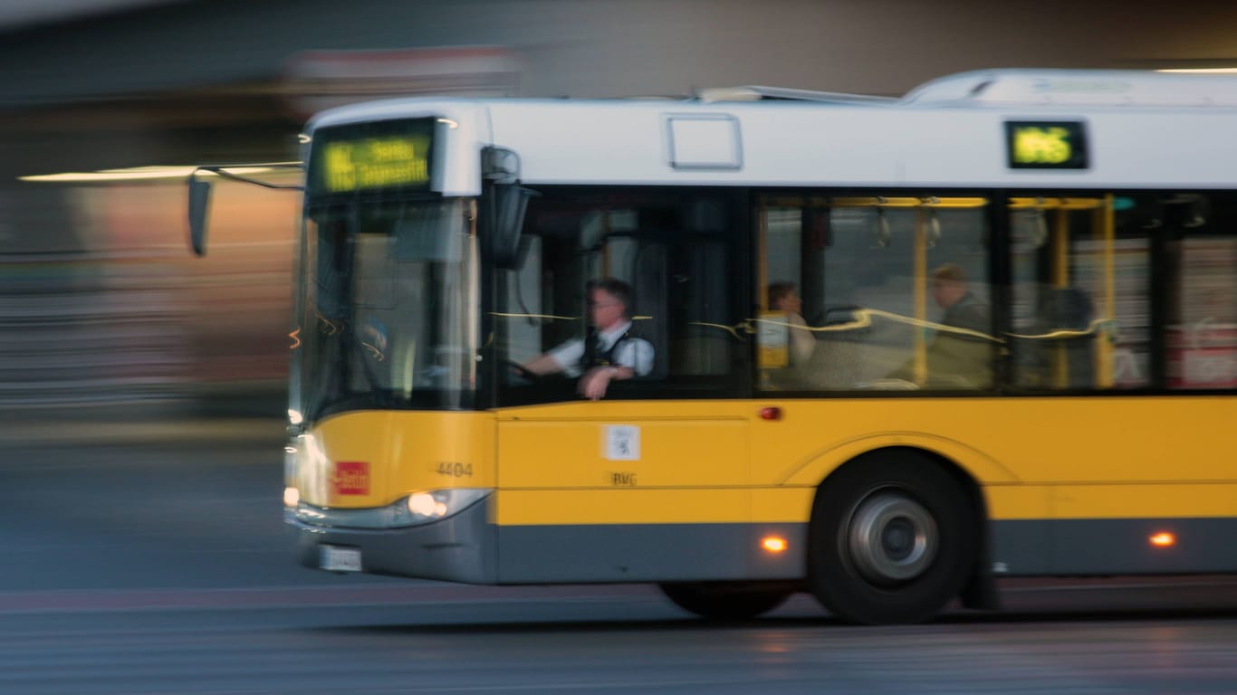 Ein Bus der Berliner Verkehrsgesellschaft