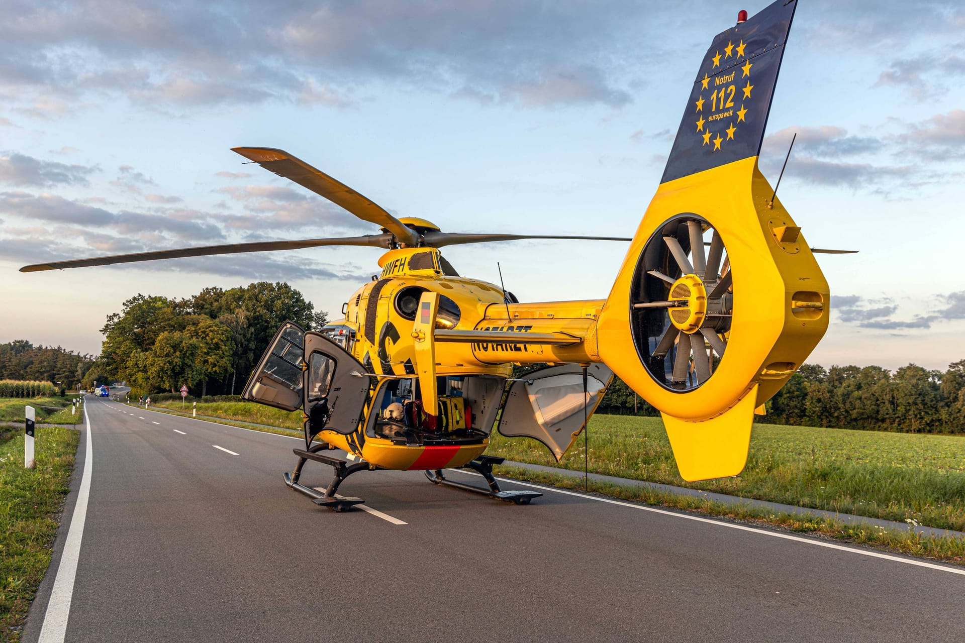 Rettungshubschrauber in Niedersachsen (Symbolfoto): Ein Schwerverletzter wurde mit dem Heli in die Klinik gebracht.