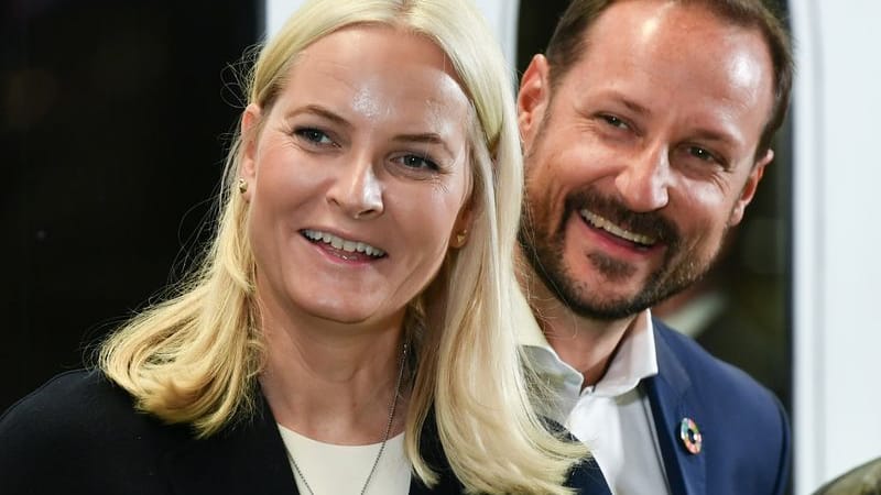 Haakon, Kronprinz von Norwegen, und Kronprinzessin Mette-Marit (Archivfoto): Bald kommen sie nach Deutschland.